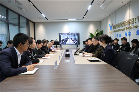 2月21日，進(jìn)出口公司傳達(dá)學(xué)習(xí)陜外集團(tuán)深化“三個(gè)年”活動(dòng)暨“二次創(chuàng)業(yè)”推進(jìn)會(huì)精神。_副本.jpg
