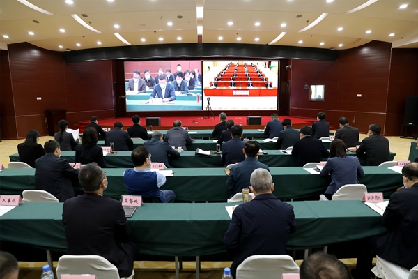省國資委部署全省國資系統(tǒng)疫情防控 脫貧攻堅(jiān)促進(jìn)經(jīng)濟(jì)效益增長(zhǎng)工作